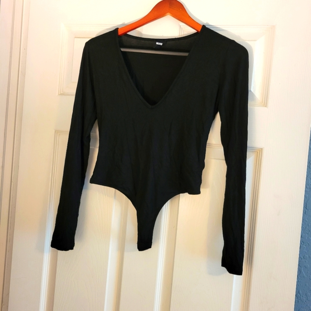 Nude Black V-Neck Long Sleeve Bodysuit